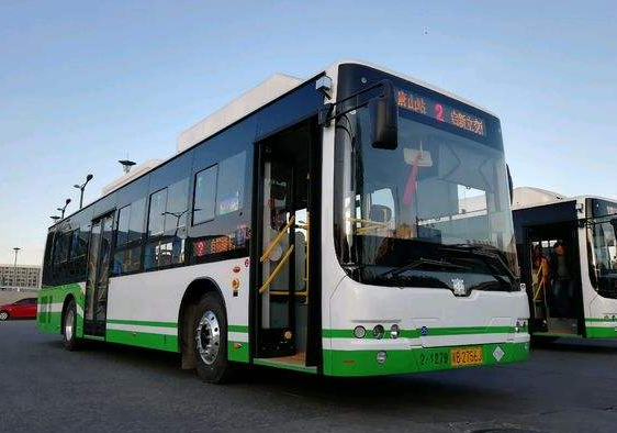 月13日起，唐山78条公交线路首班发车时间调整"
